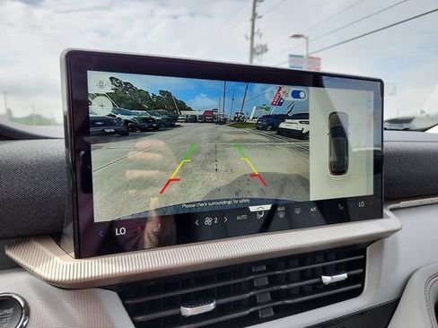 New 2026 Ford Explorer Active w/ Active Comfort Package RWD image 16
