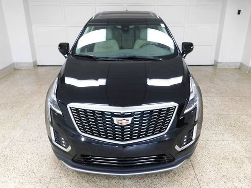 Used 2021 Cadillac XT5 Premium Luxury AWD/4WD image 8
