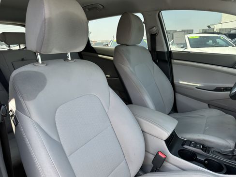 Used 2021 Hyundai Tucson SE w/ Cargo Package FWD image 17