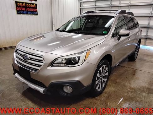 Used 2017 Subaru Outback 2.5i Limited AWD/4WD image 4