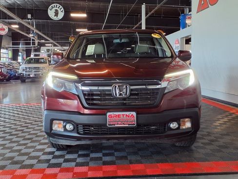 Used 2018 Honda Ridgeline RTL-T image 2