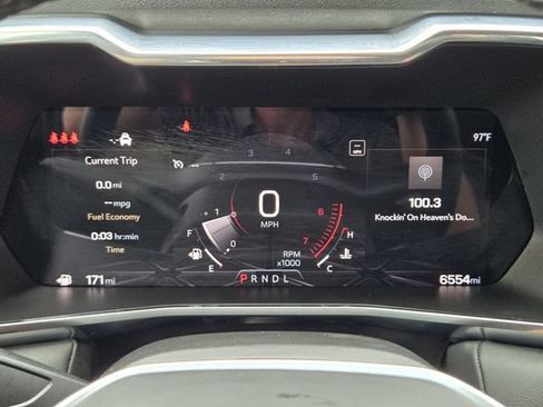 Used 2025 GMC Canyon Elevation w/ Convenience Package RWD image 14