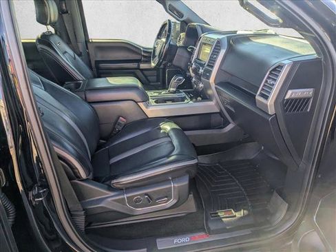 Used 2018 Ford F150 Platinum w/ Equipment Group 701A Luxury image 19