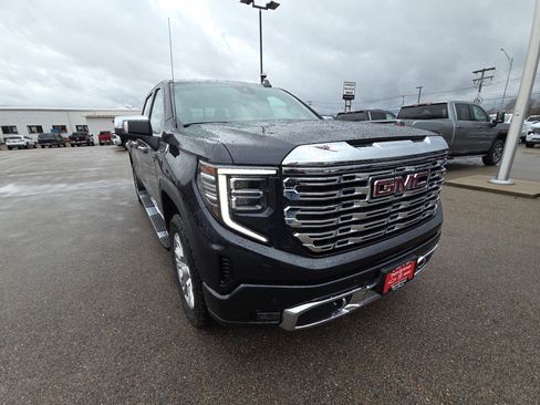 New 2026 GMC Sierra 1500 Denali image 13