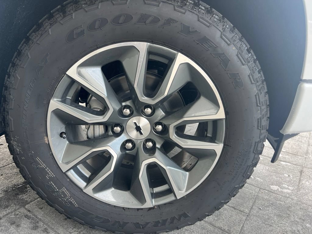 New 2026 Chevrolet Silverado 1500 RST AWD/4WD image 9