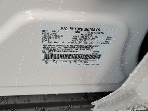 New 2025 Ford Maverick XL image 14