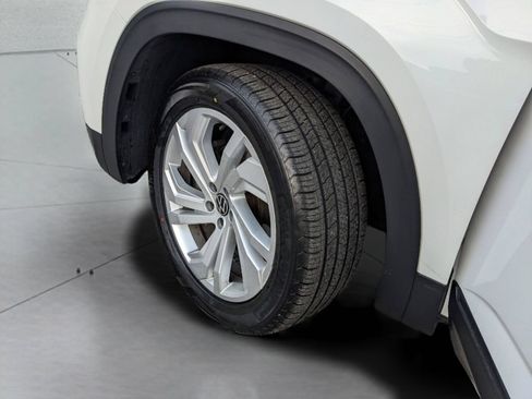 Used 2023 Volkswagen Atlas SE FWD image 35