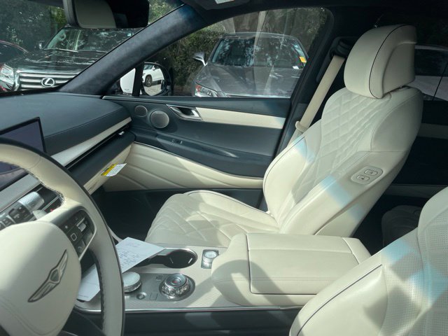 Used 2025 Genesis GV80 3.5T Prestige AWD/4WD image 9