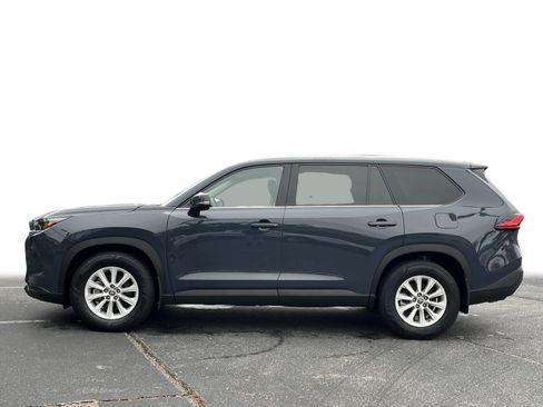 Used 2024 Toyota Grand Highlander XLE image 29
