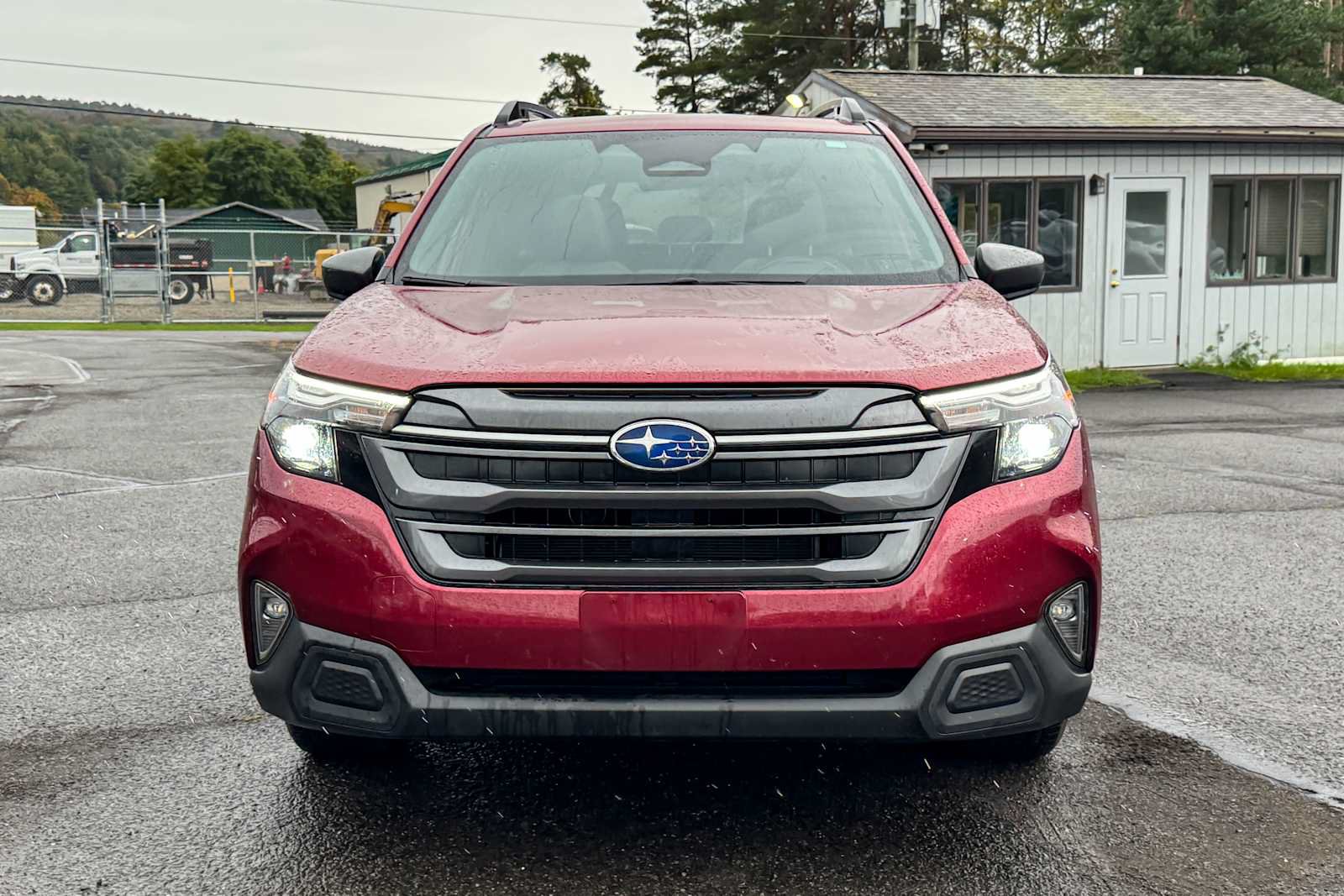 Certified 2025 Subaru Forester Premium AWD/4WD image 8