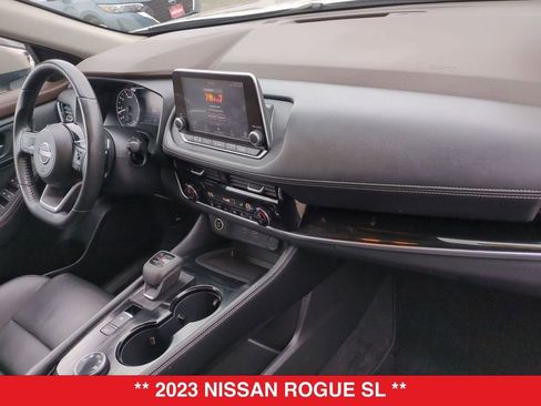 Certified 2023 Nissan Rogue SL image 38