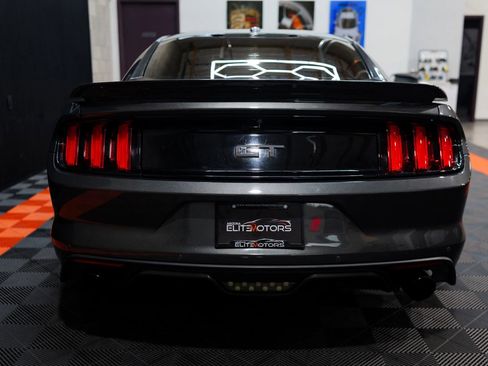Used 2017 Ford Mustang GT Premium w/ GT Performance Package RWD image 21