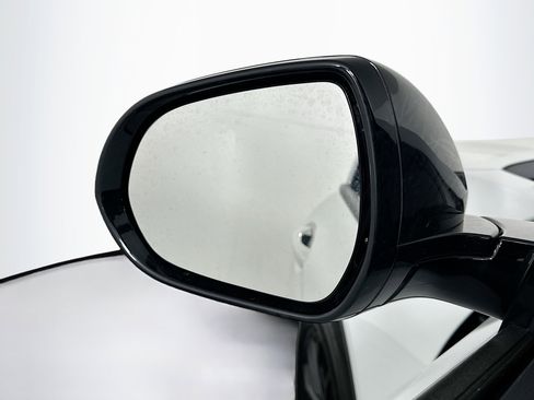 Used 2025 Buick Envista Sport Touring image 16