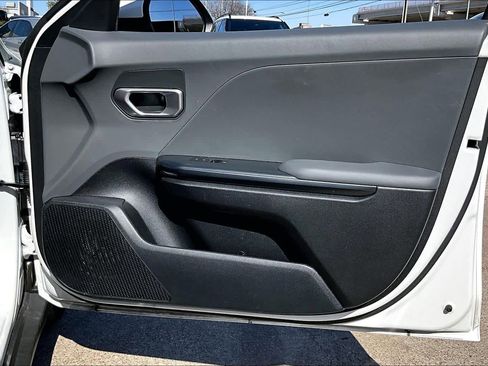 Used 2025 Kia K4 LXS image 21