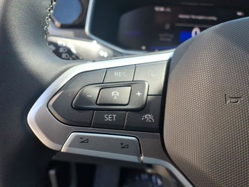 New 2026 Volkswagen Taos SE AWD/4WD image 16