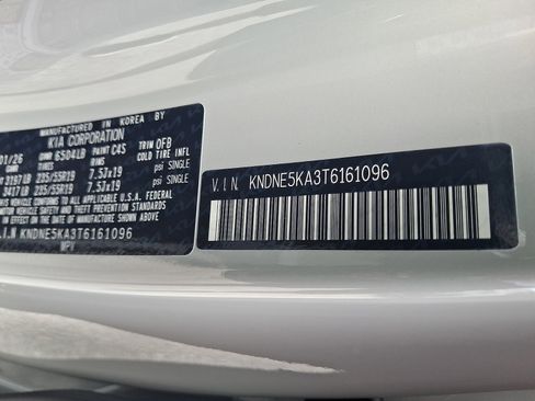 New 2026 Kia Carnival SX image 18