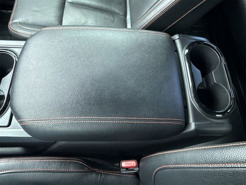 Used 2020 Nissan Titan PRO-4X w/ Pro-4x Convenience Package image 37