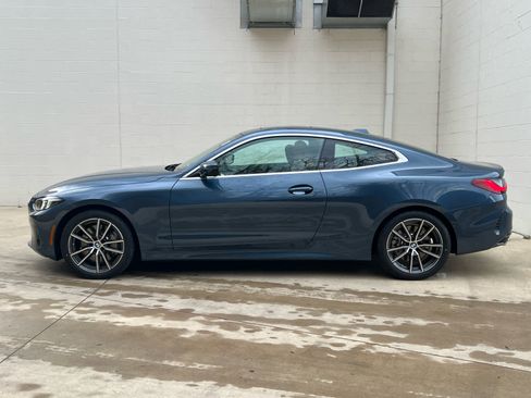 Used 2025 BMW 430i xDrive Coupe w/ Premium Package image 5