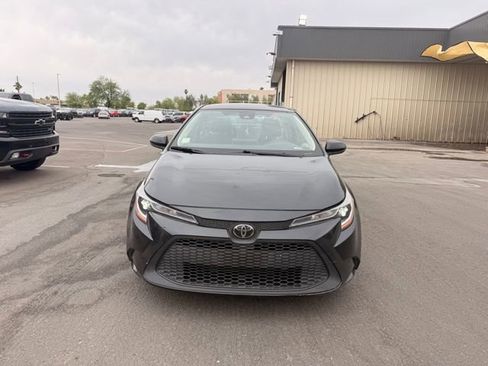 Used 2020 Toyota Corolla LE image 7