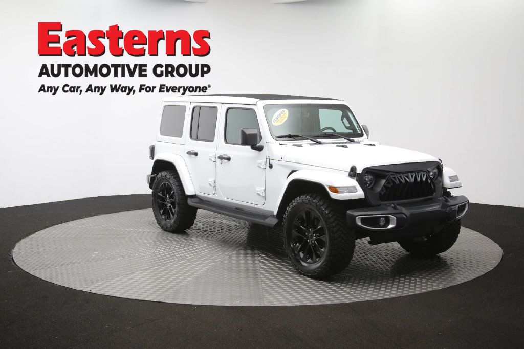 Used 2022 Jeep Wrangler Unlimited Sahara w/ Cold Weather Group AWD/4WD image 52