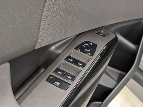 Used 2026 BMW X3 xDrive30 w/ Premium Package image 12