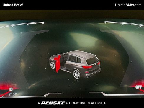 Used 2021 BMW X5 xDrive40i w/ M Sport Package image 7