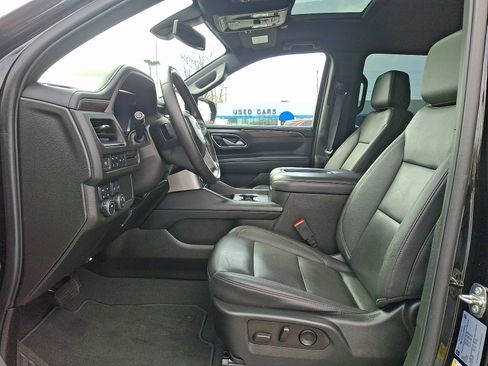 Used 2022 Chevrolet Suburban Z71 AWD/4WD image 14