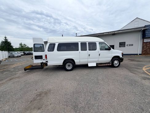 Used 2014 Ford E-350 and Econoline 350 Extended Super Duty w/ Power Group RWD image 7