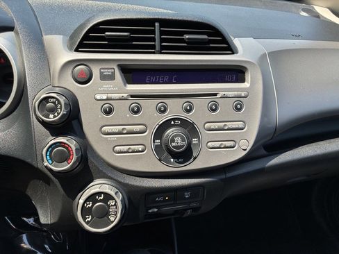 Used 2012 Honda Fit image 10