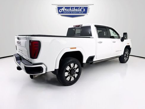 Used 2024 GMC Sierra 3500 Denali w/ Denali Reserve Package image 7