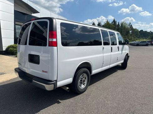 Used 2025 GMC Savana 3500 LT w/ LT Preferred Equipment Group RWD image 5