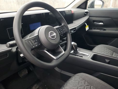 New 2026 Nissan Kicks SV image 13