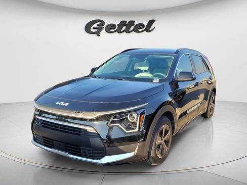 Used 2025 Kia Niro EX image 1