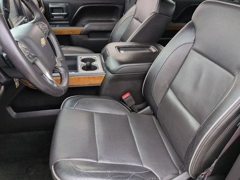 Used 2017 Chevrolet Silverado 1500 High Country AWD/4WD image 23