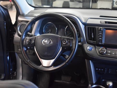 Used 2018 Toyota RAV4 Limited w/ Advanced Technology Package AWD/4WD image 33