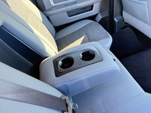 Used 2018 RAM 1500 Classic SLT w/ Luxury Group image 42