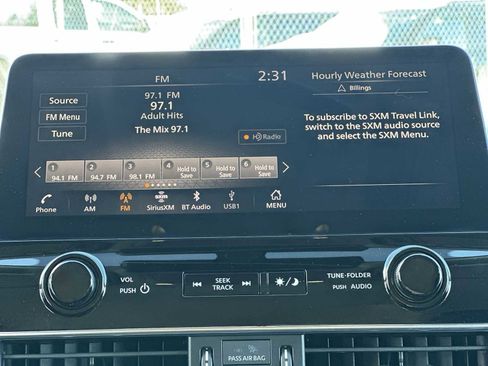 Used 2022 Nissan Armada SV image 12