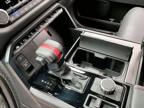 Used 2025 Toyota Sequoia TRD Pro AWD/4WD image 15