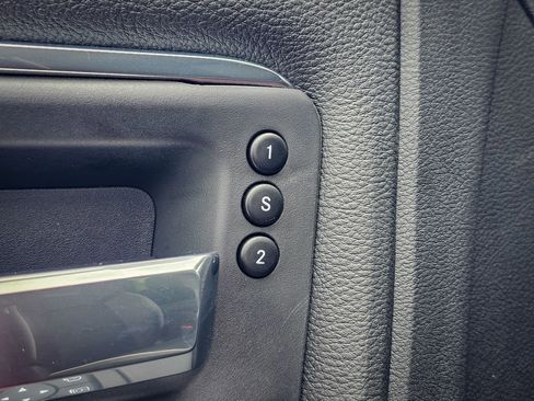 New 2026 RAM 2500 Laramie w/ Night Edition AWD/4WD image 12