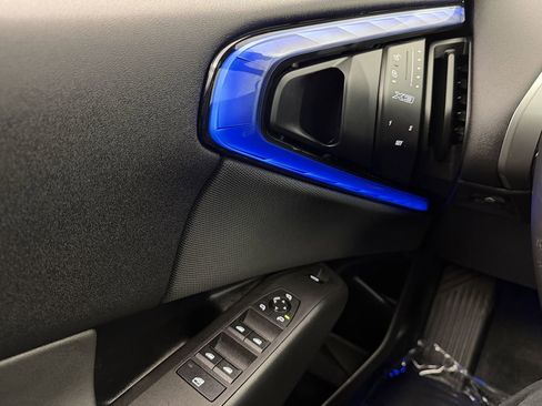 Used 2025 BMW X3 xDrive30i image 16