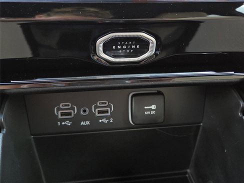 New 2026 Jeep Grand Cherokee Limited RWD image 23