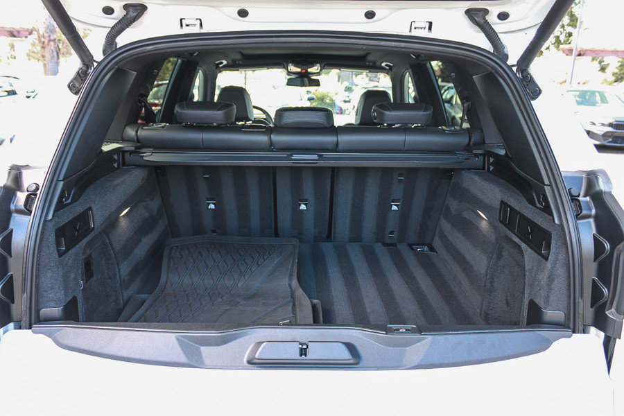 Used 2026 BMW X5 xDrive40i w/ Premium Package AWD/4WD image 26
