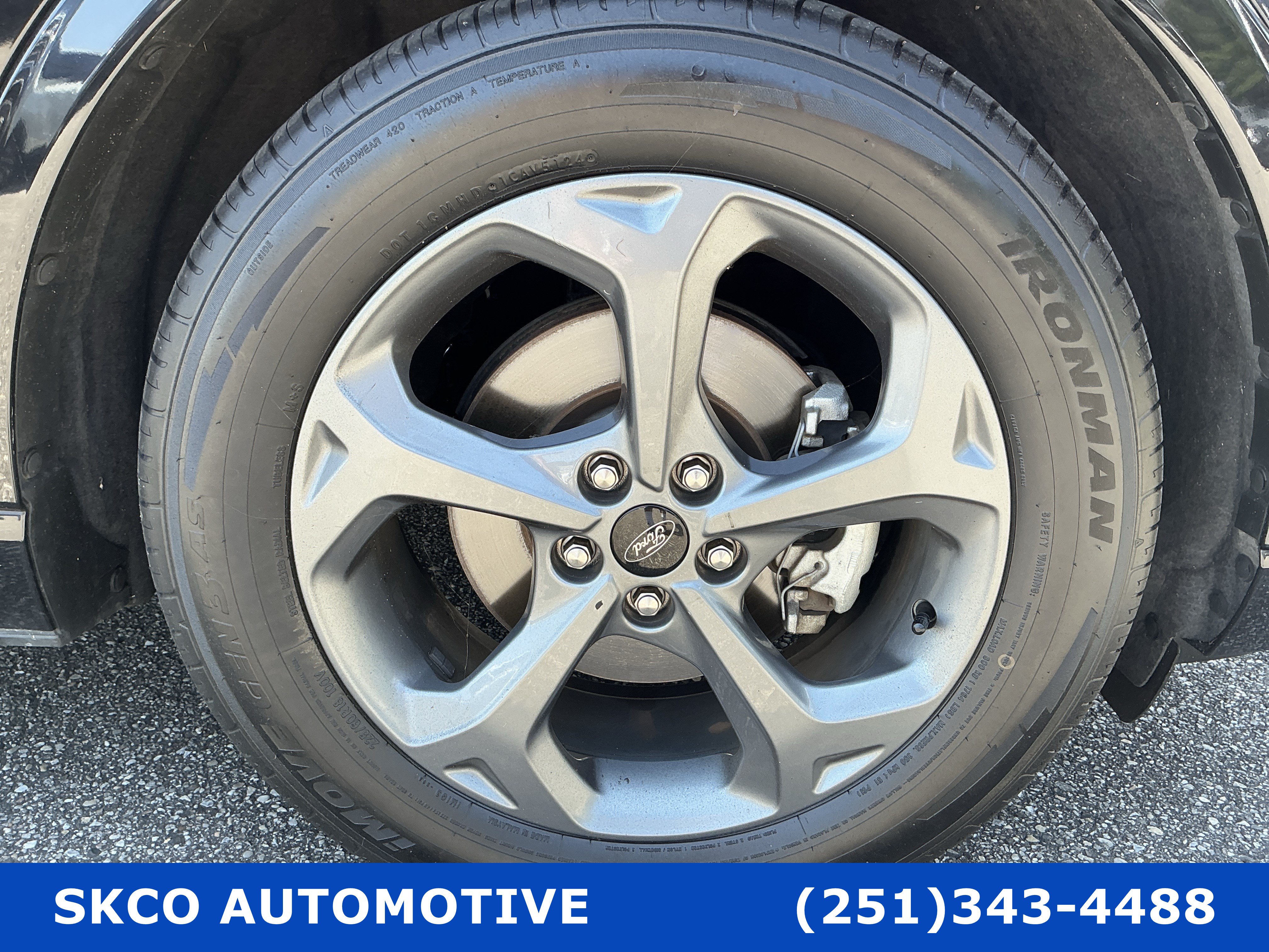 Used 2023 Ford Escape ST-Line FWD image 9
