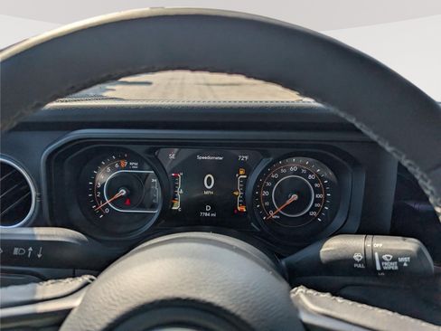 Used 2025 Jeep Gladiator Sport AWD/4WD image 28