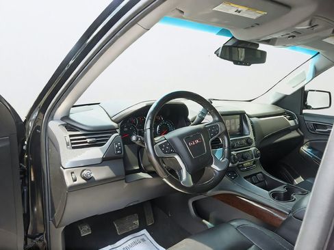 Used 2018 GMC Yukon SLT w/ Premium Edition RWD image 21