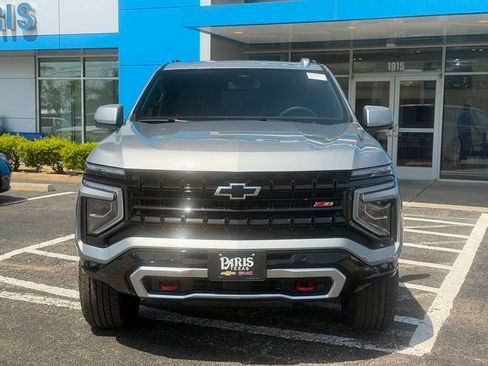 New 2026 Chevrolet Suburban Z71 w/ Z71 Off-Road Package AWD/4WD image 2