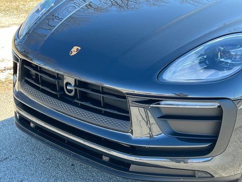 New 2026 Porsche Macan image 9