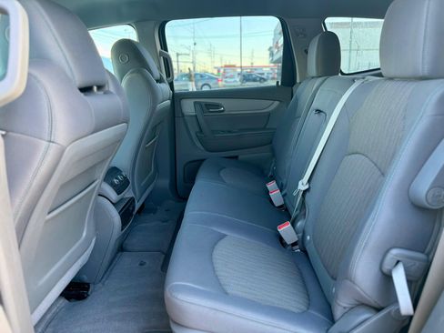 Used 2013 Chevrolet Traverse LS image 18