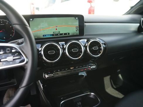 Used 2020 Mercedes-Benz A 220 image 27