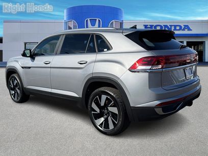 Used 2024 Volkswagen Atlas Cross Sport SE
